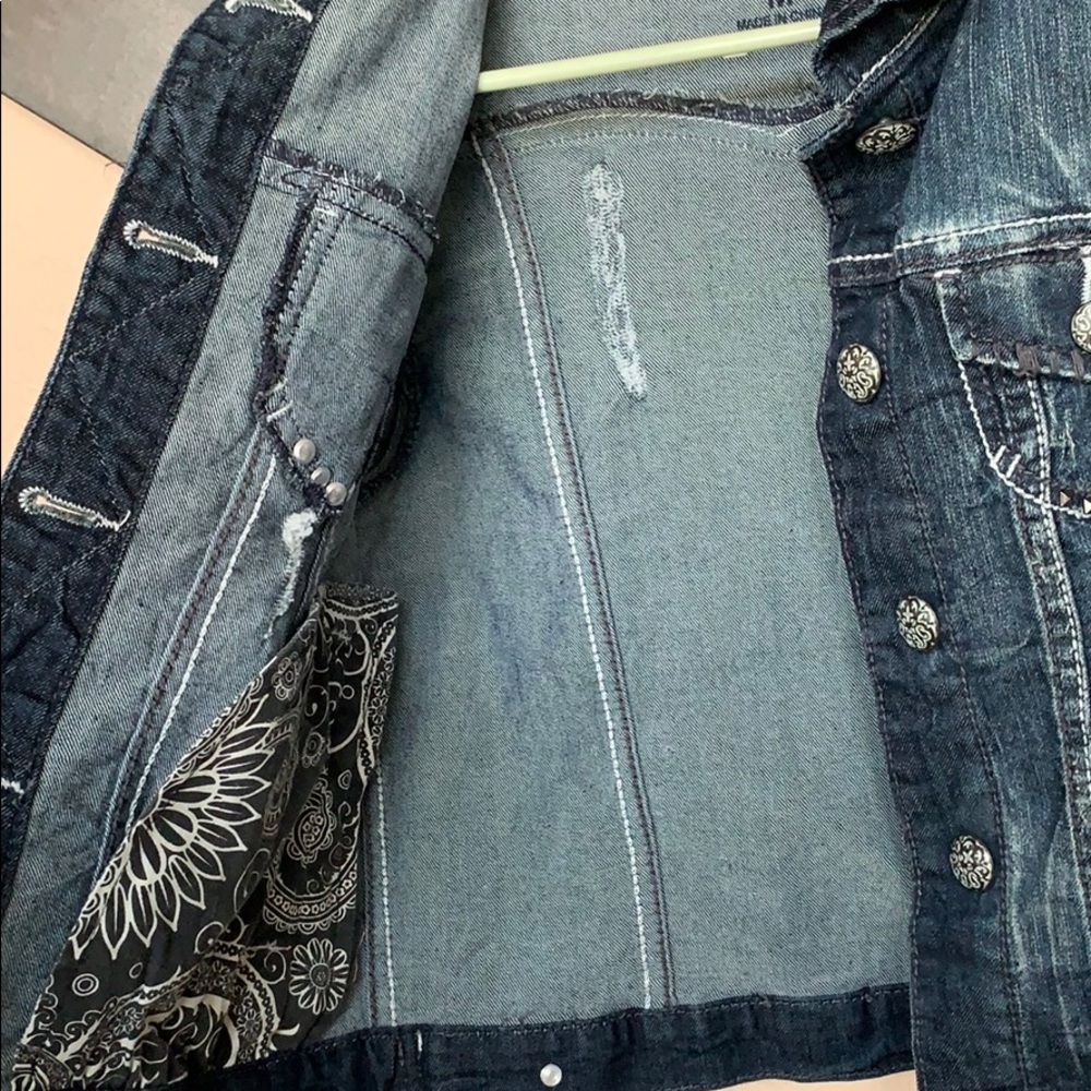 •VANITY• jean jacket - Picture 6 of 6